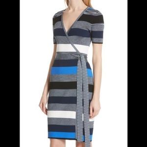 - Super cute wrap dress